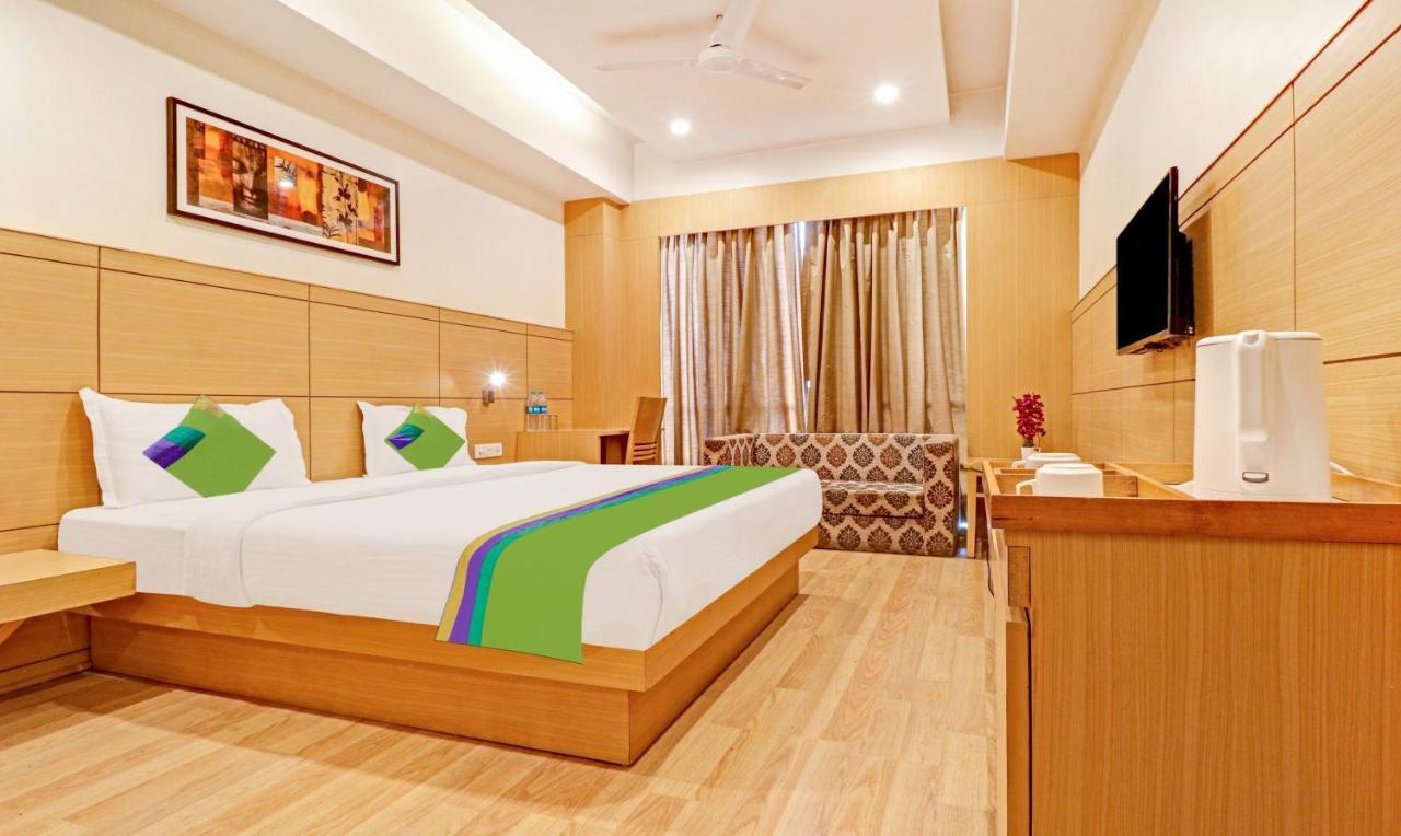 Treebo Galaxy Rooms New Delhi Exterior photo