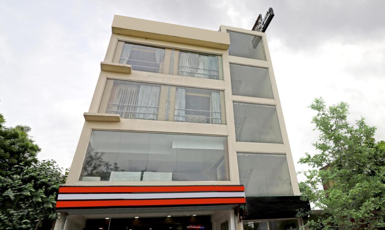 Treebo Galaxy Rooms New Delhi Exterior photo
